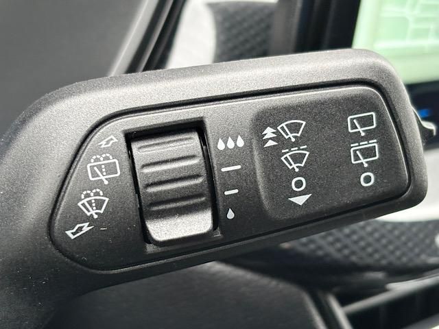 2025 Ford Escape ST-Line Select photo 32