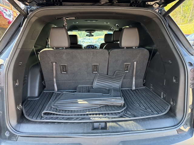2022 Chevrolet Traverse Leather photo 10