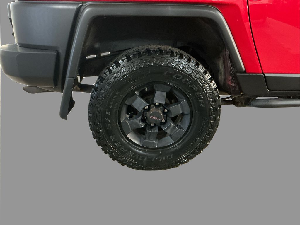 2012 Toyota FJ Cruiser Base photo 15