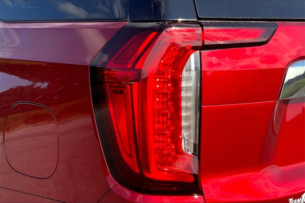 2022 Gmc Yukon SLT photo 28