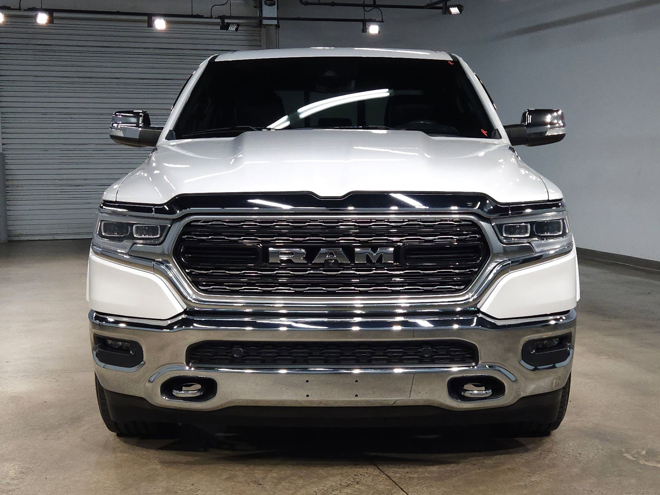 Used 2021 RAM Ram 1500 Pickup Limited with VIN 1C6SRFHT1MN830454 for sale in Little Rock