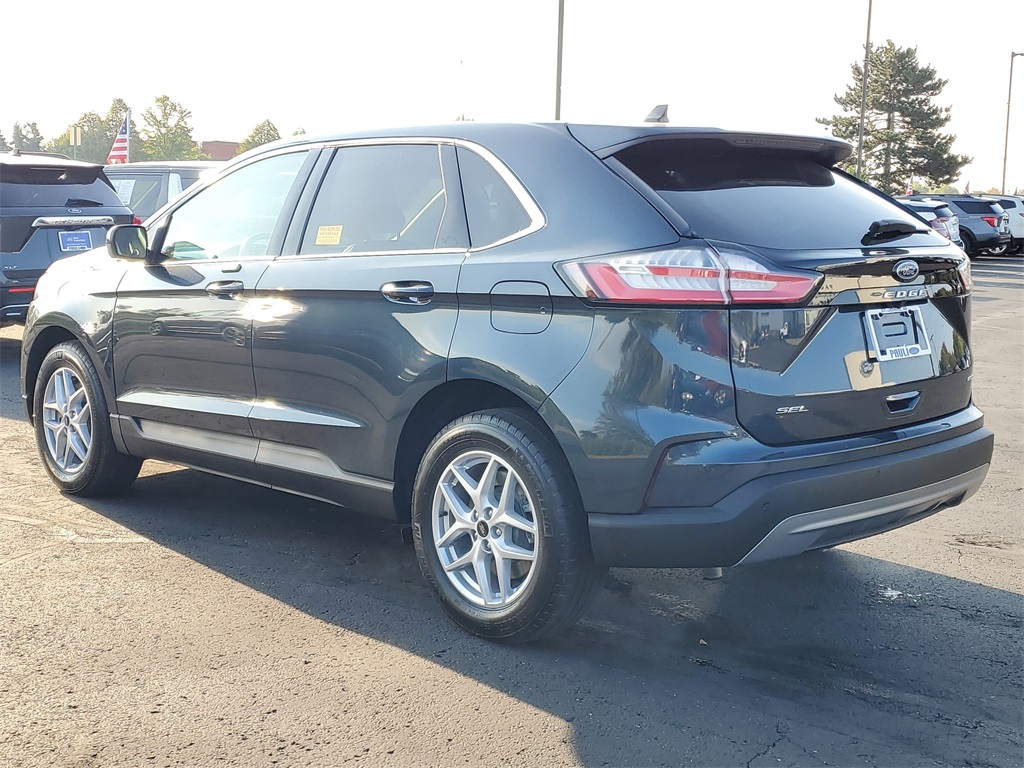 2024 Ford Edge SEL photo 4