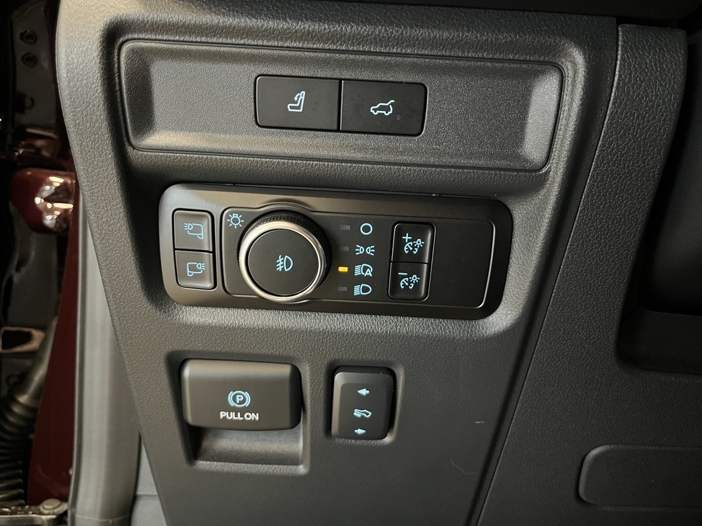 2024 Ford Expedition Platinum photo 19