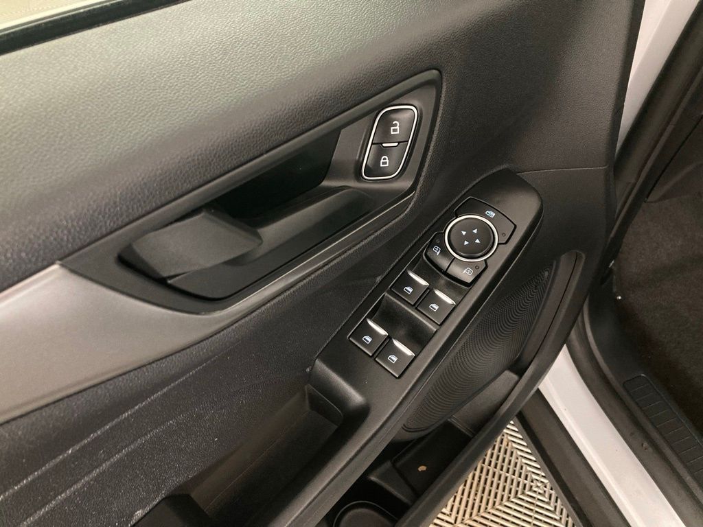 2025 Ford Escape Active photo 2