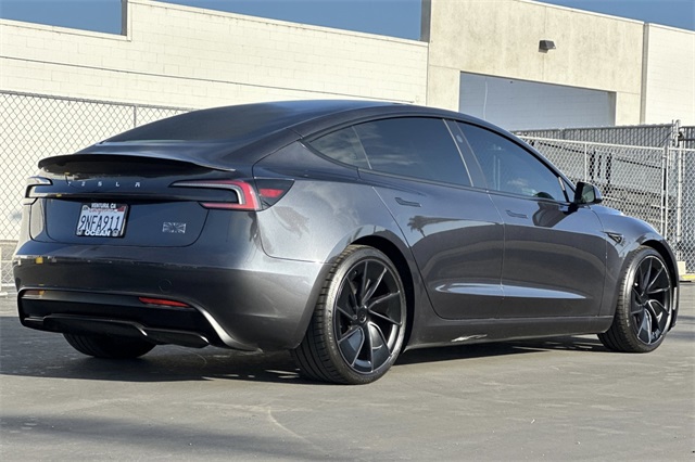 2024 Tesla Model 3 Performance photo 5