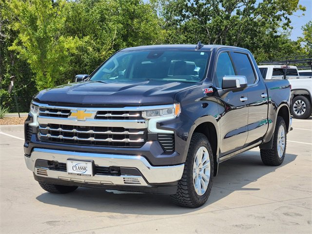 2024 Chevrolet Silverado 1500 LTZ photo 3