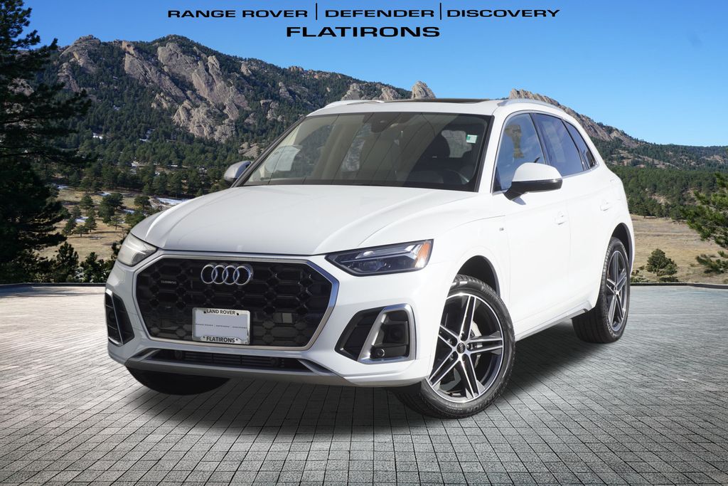 2023 Audi Q5 Premium's photo