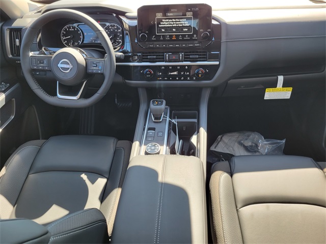 2025 Nissan Pathfinder SL photo 32