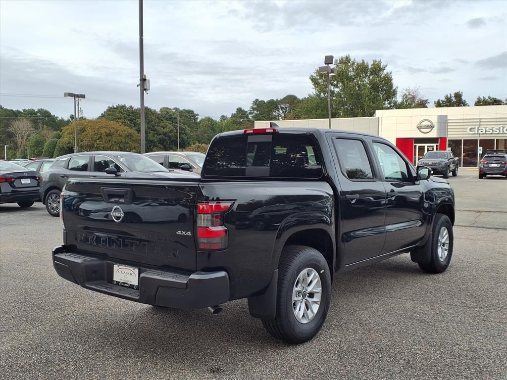 2026 Nissan Frontier S photo 4