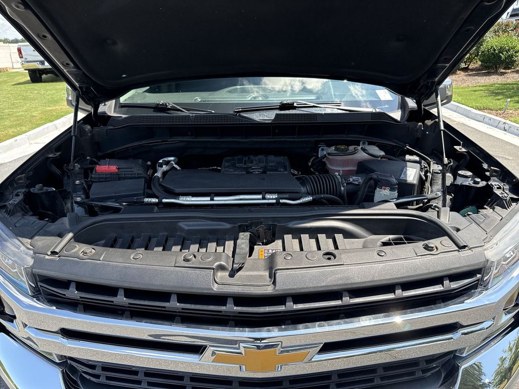 2019 Chevrolet Silverado 1500 LT photo 25