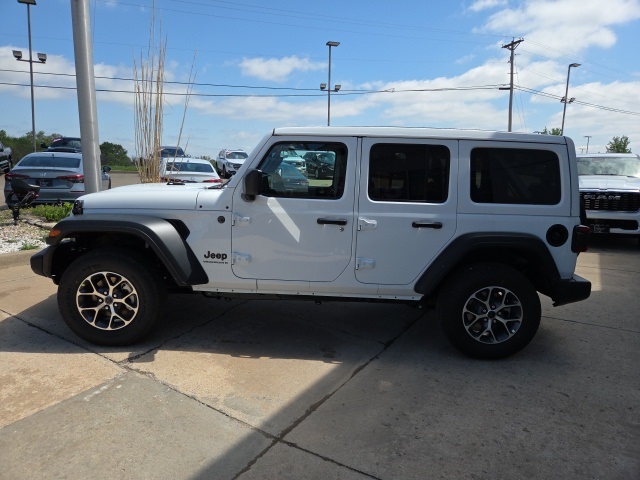 2025 Jeep Wrangler Sport S photo 4