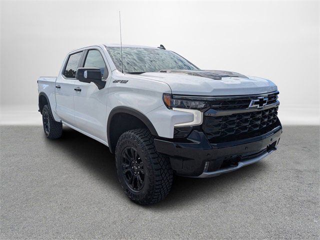 2025 Chevrolet Silverado 1500 ZR2 photo 2