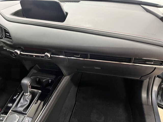 2023 Mazda CX-30 2.5 S Carbon photo 18