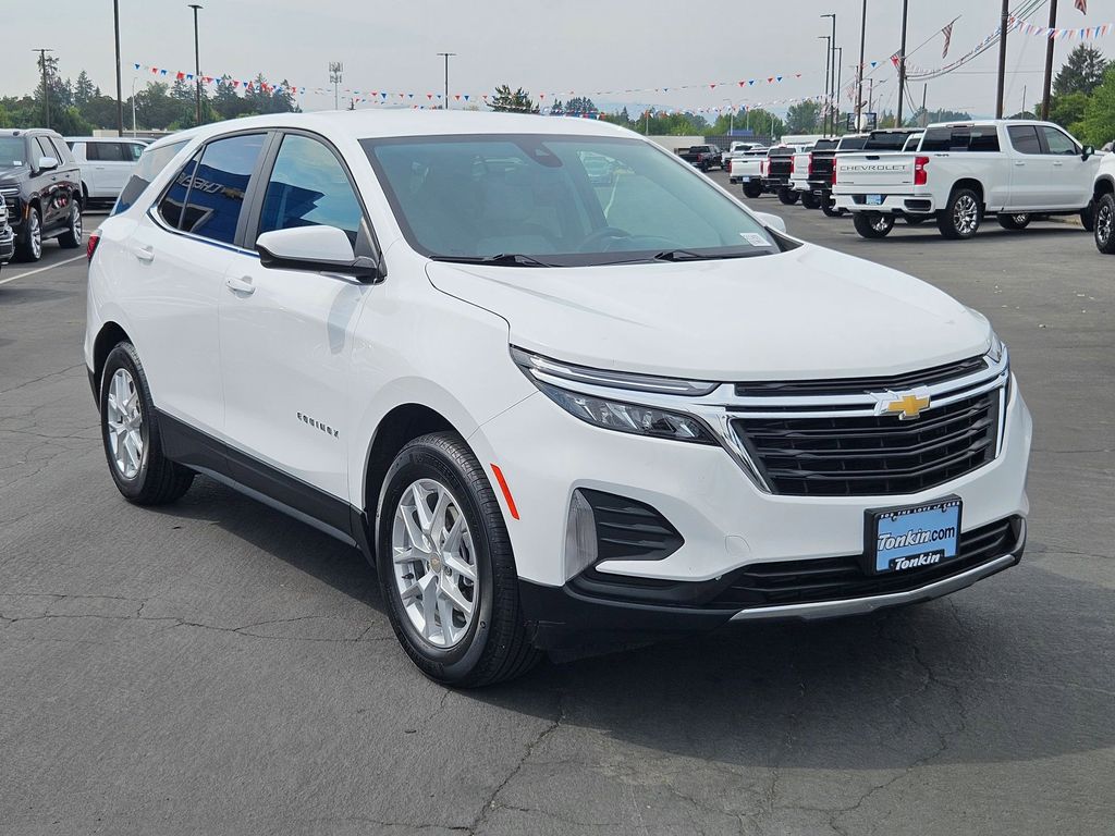 2023 Chevrolet Equinox LT photo 8