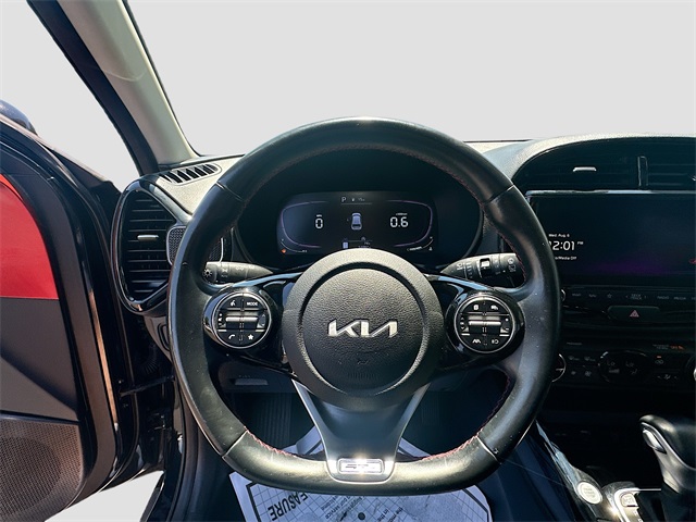 2023 Kia Soul GT-Line photo 11