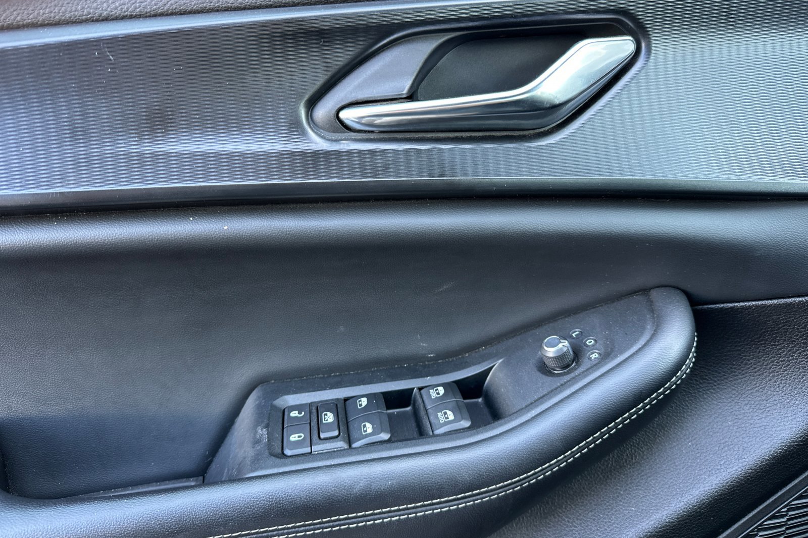 2024 Jeep Grand Cherokee Altitude photo 10