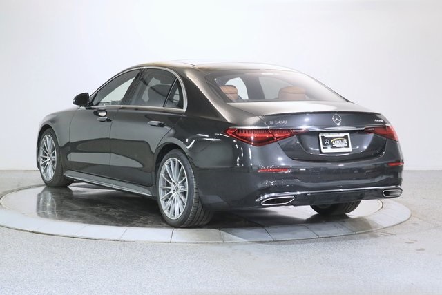 2023 Mercedes Benz S 580 4MATIC photo 3