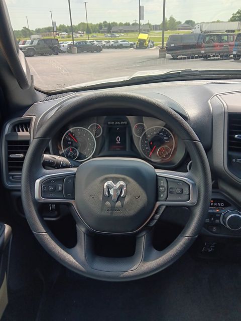 2025 Ram 1500 Tradesman photo 14