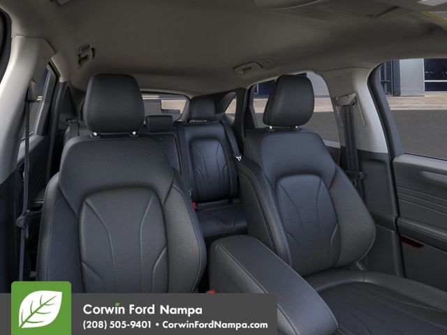 2026 Ford Escape Hybrid Platinum photo 9