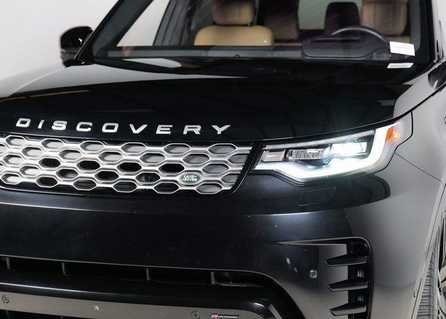 2023 Land Rover Discovery Metropolitan Edition photo 26