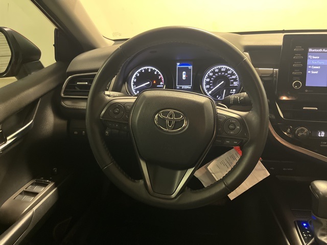 2023 Toyota Camry SE photo 3