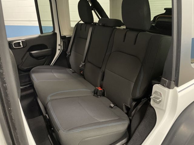 2023 Jeep Wrangler Rubicon 4xe photo 28