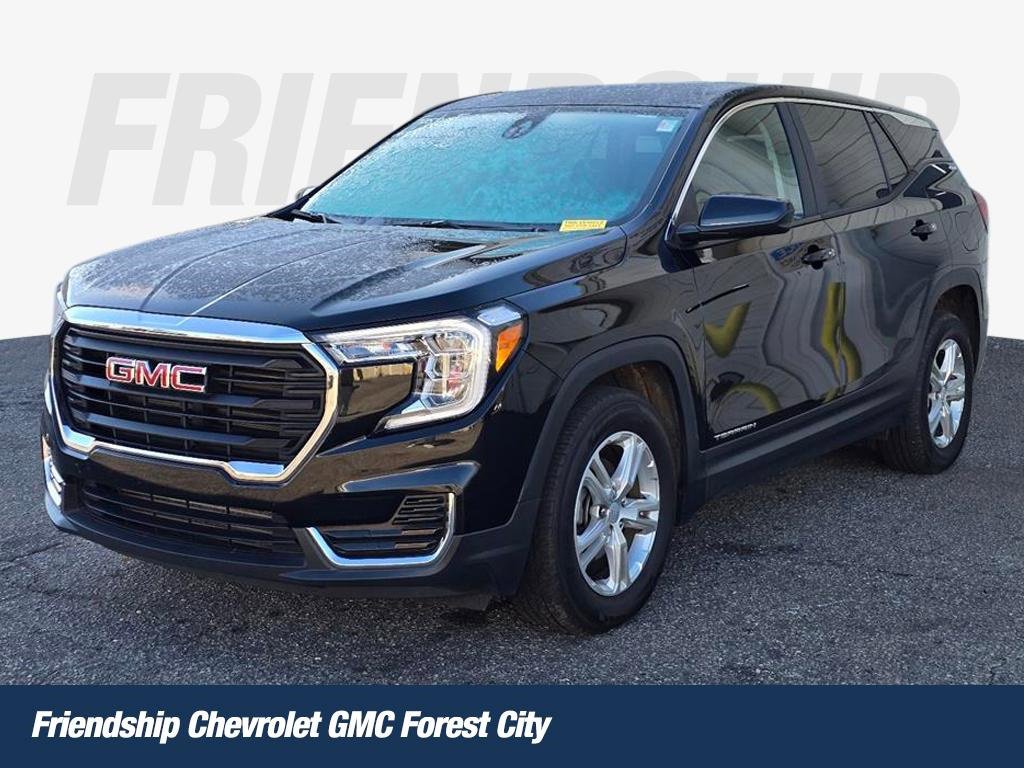 2024 GMC Terrain SLE's photo