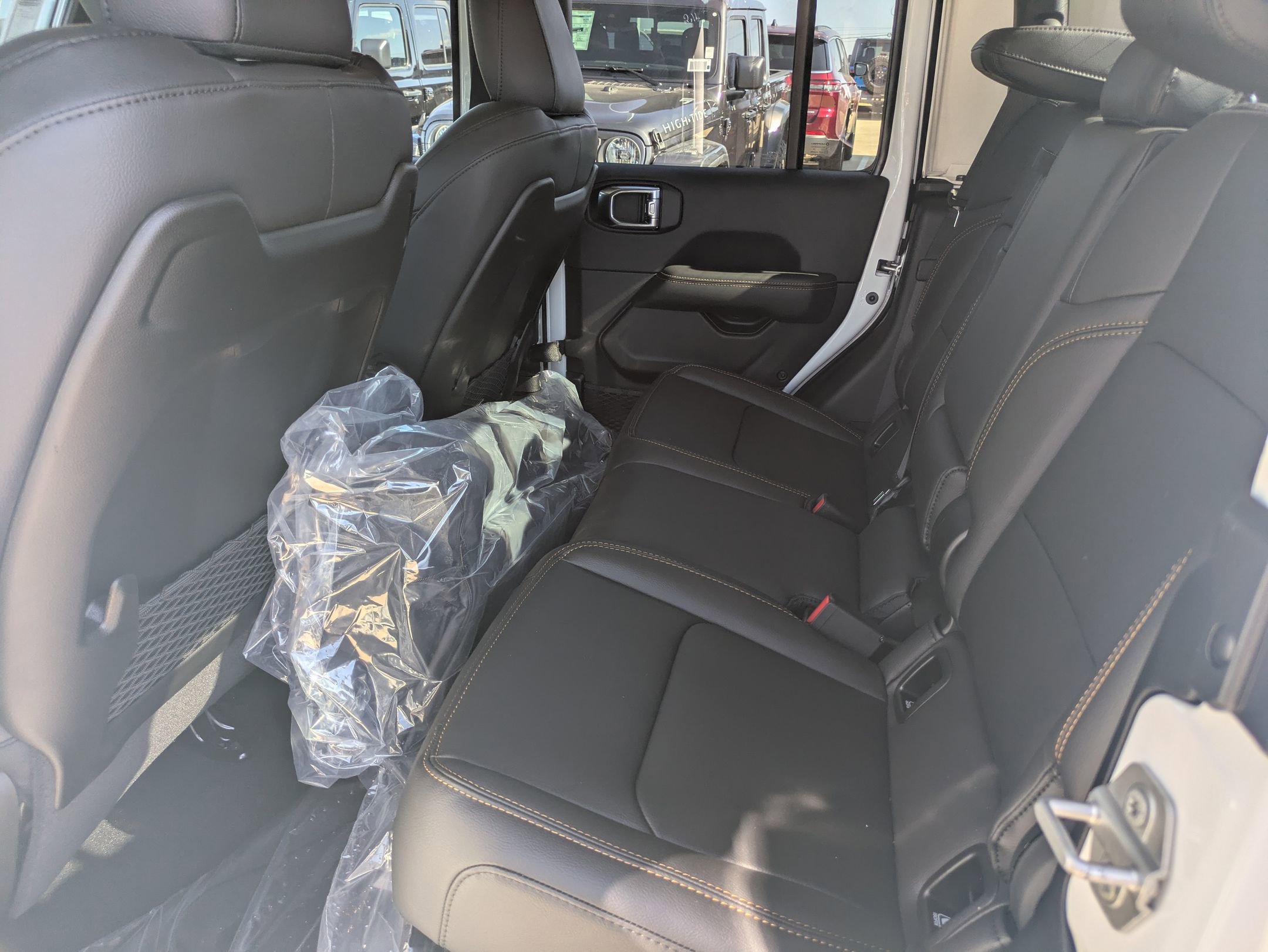 2025 Jeep Gladiator Sport photo 12
