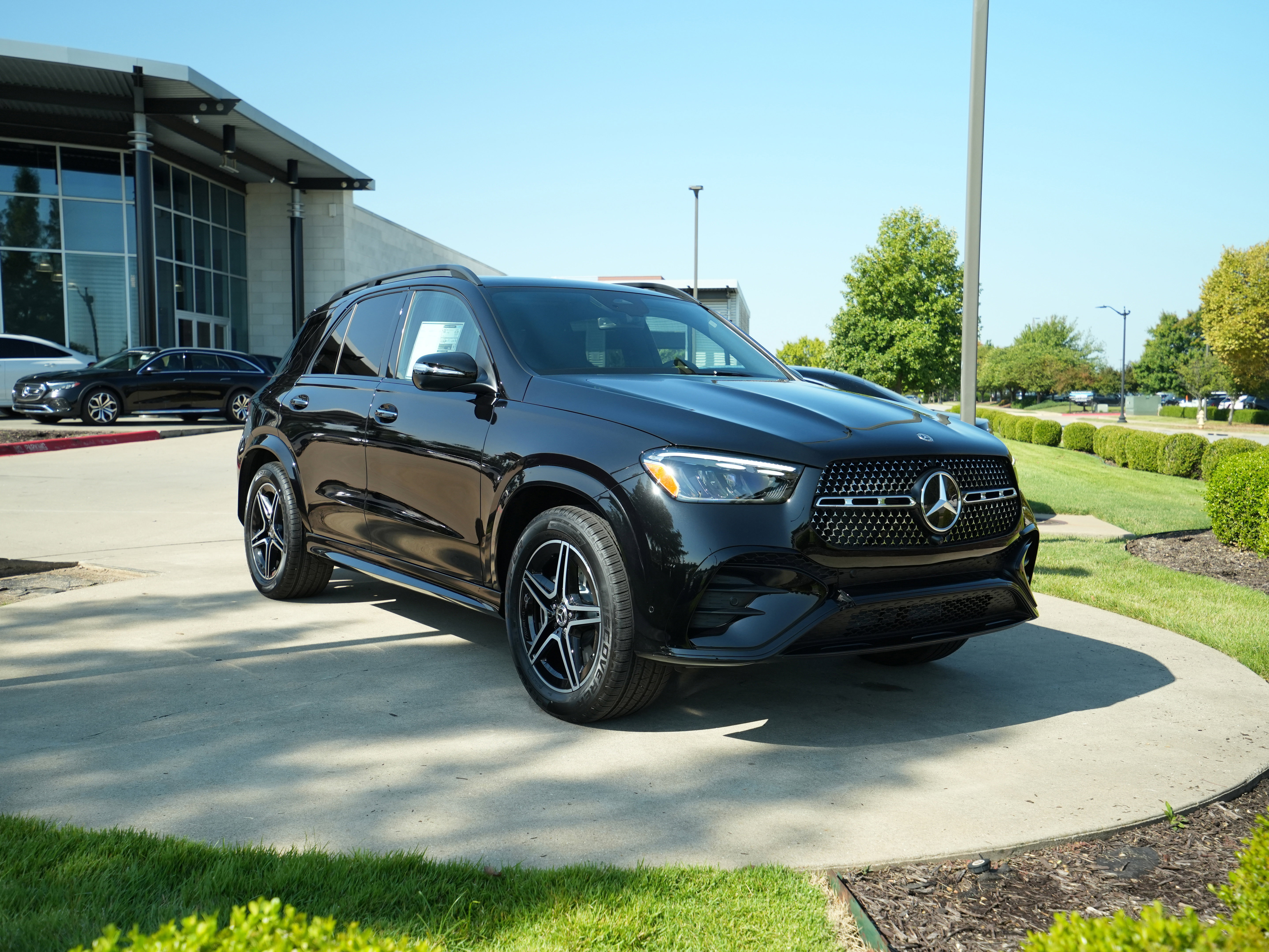 2026 Mercedes-Benz GLE GLE350's photo