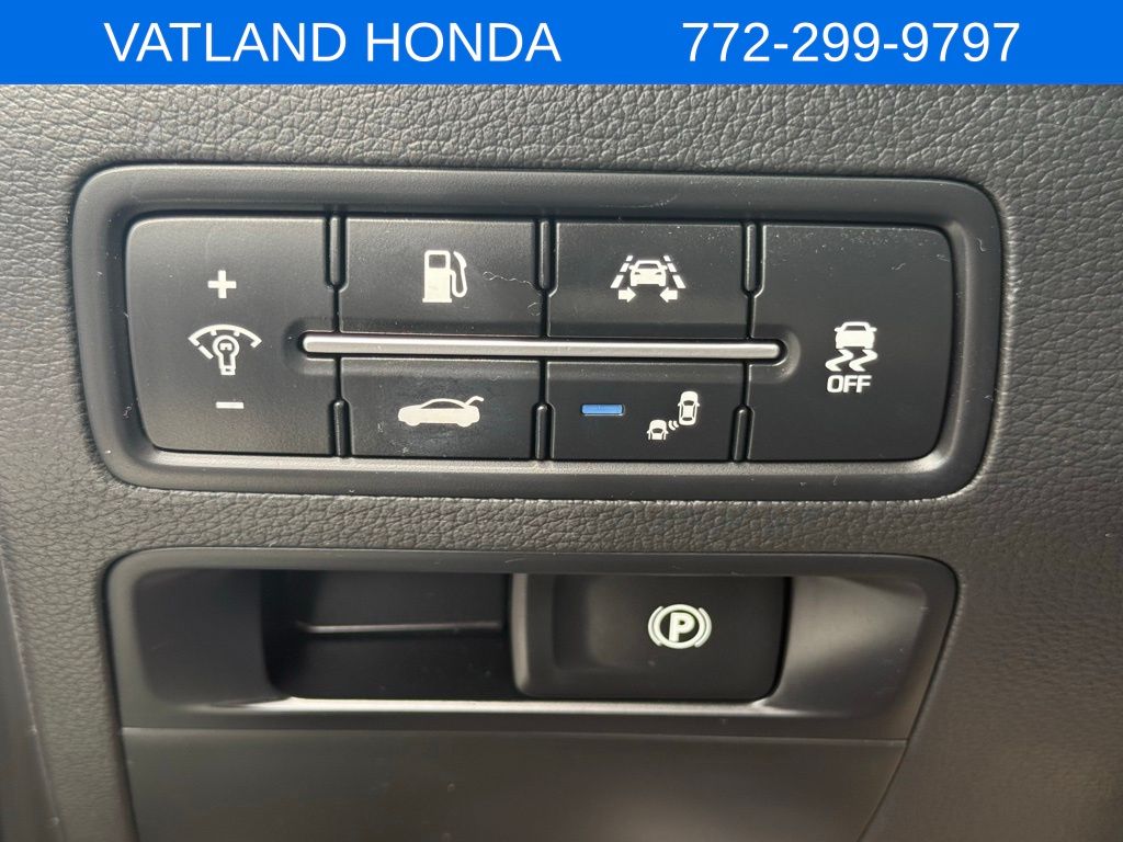 2020 Genesis G80 3.8 photo 7
