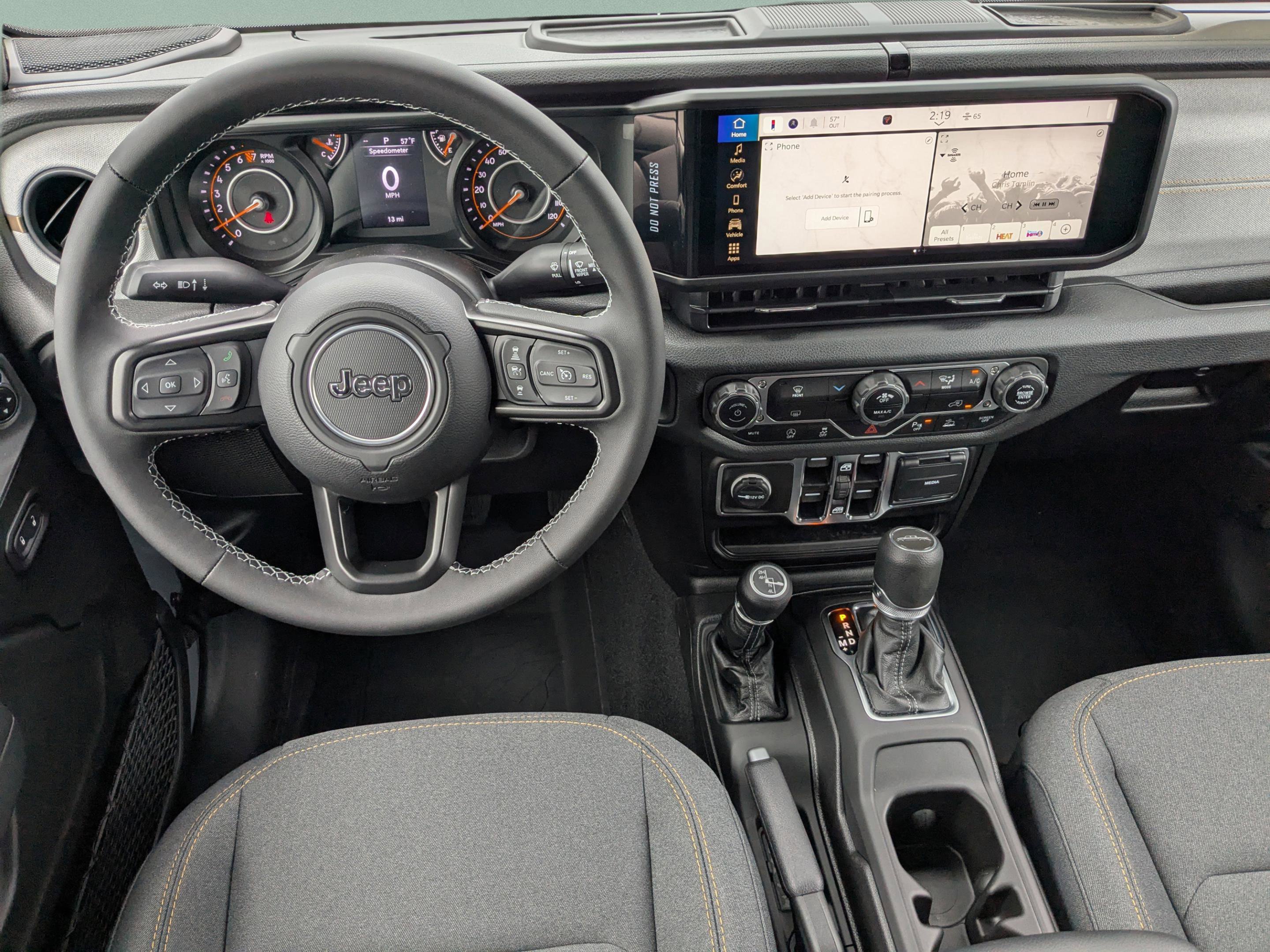 2025 Jeep Gladiator Sport S photo 15