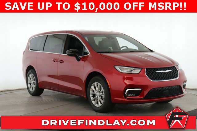 2026 Chrysler Pacifica Select's photo