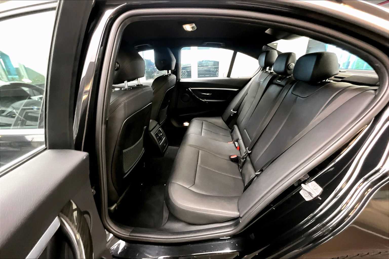 2017 Bmw 330e 3-Series photo 17