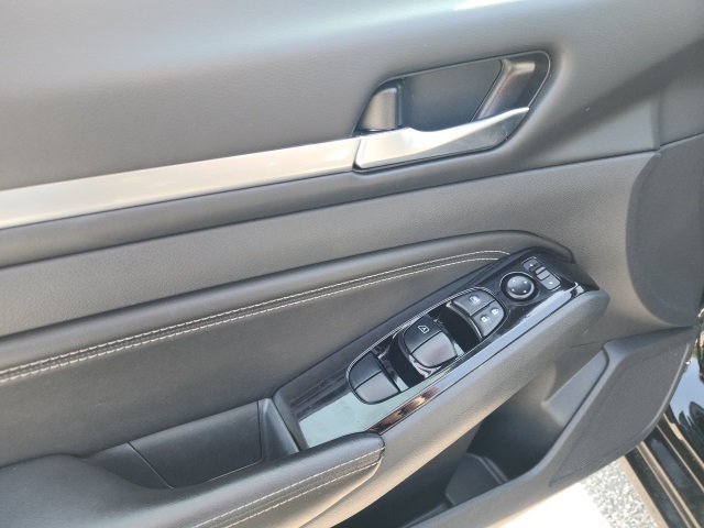2023 Nissan Altima 2.5 SL photo 11