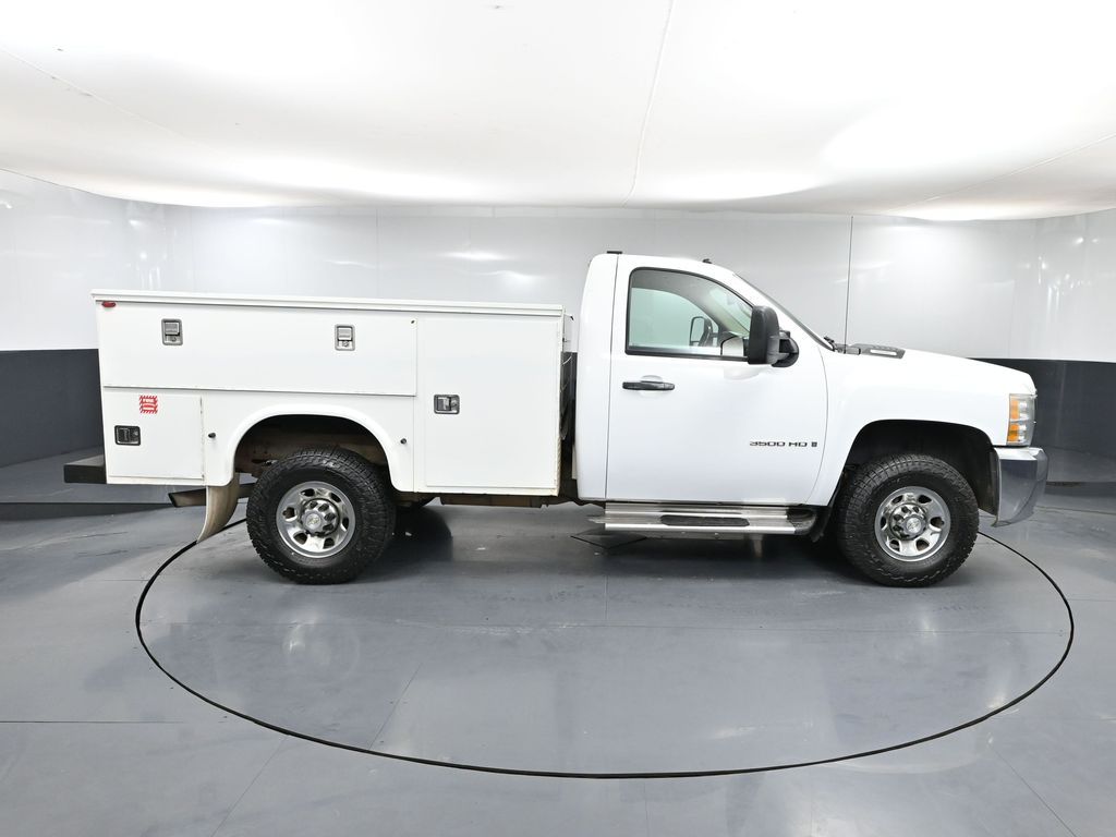 2008 Chevrolet Silverado 3500HD LT1 Work Truck photo 3
