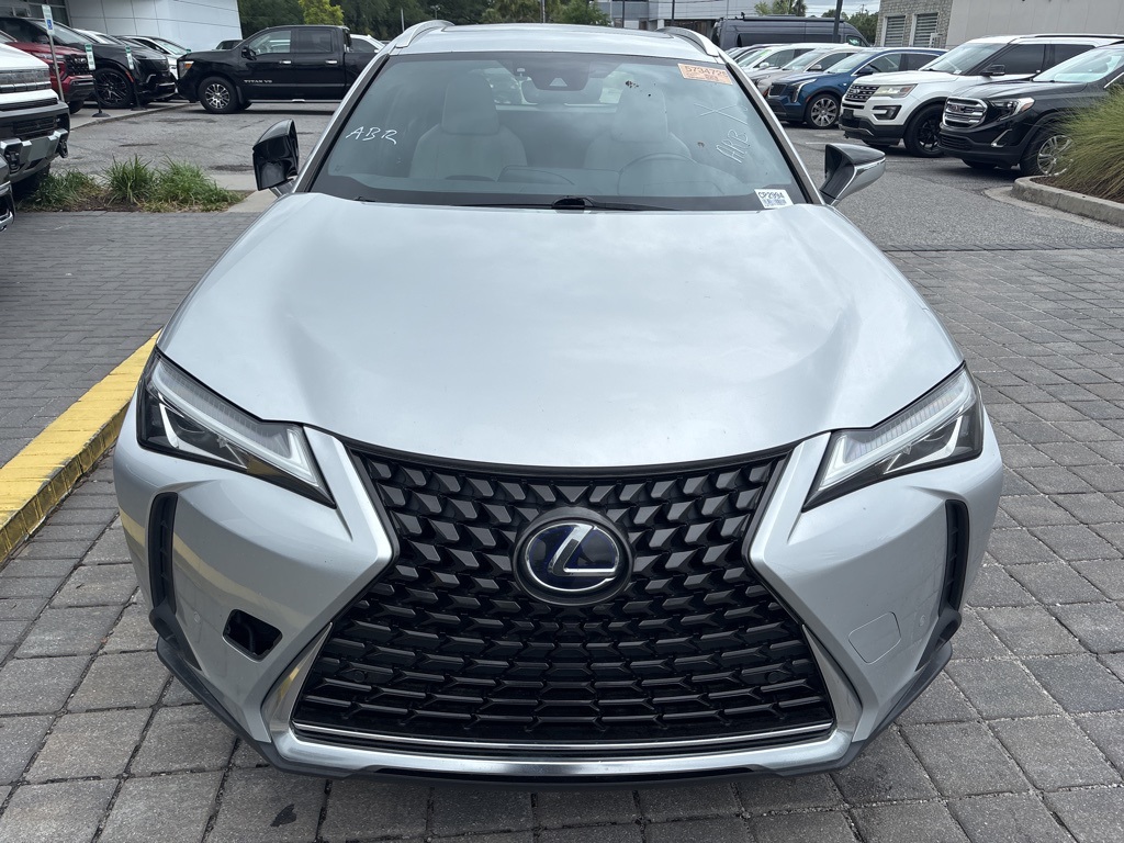2020 Lexus UX 250h Premium photo 9