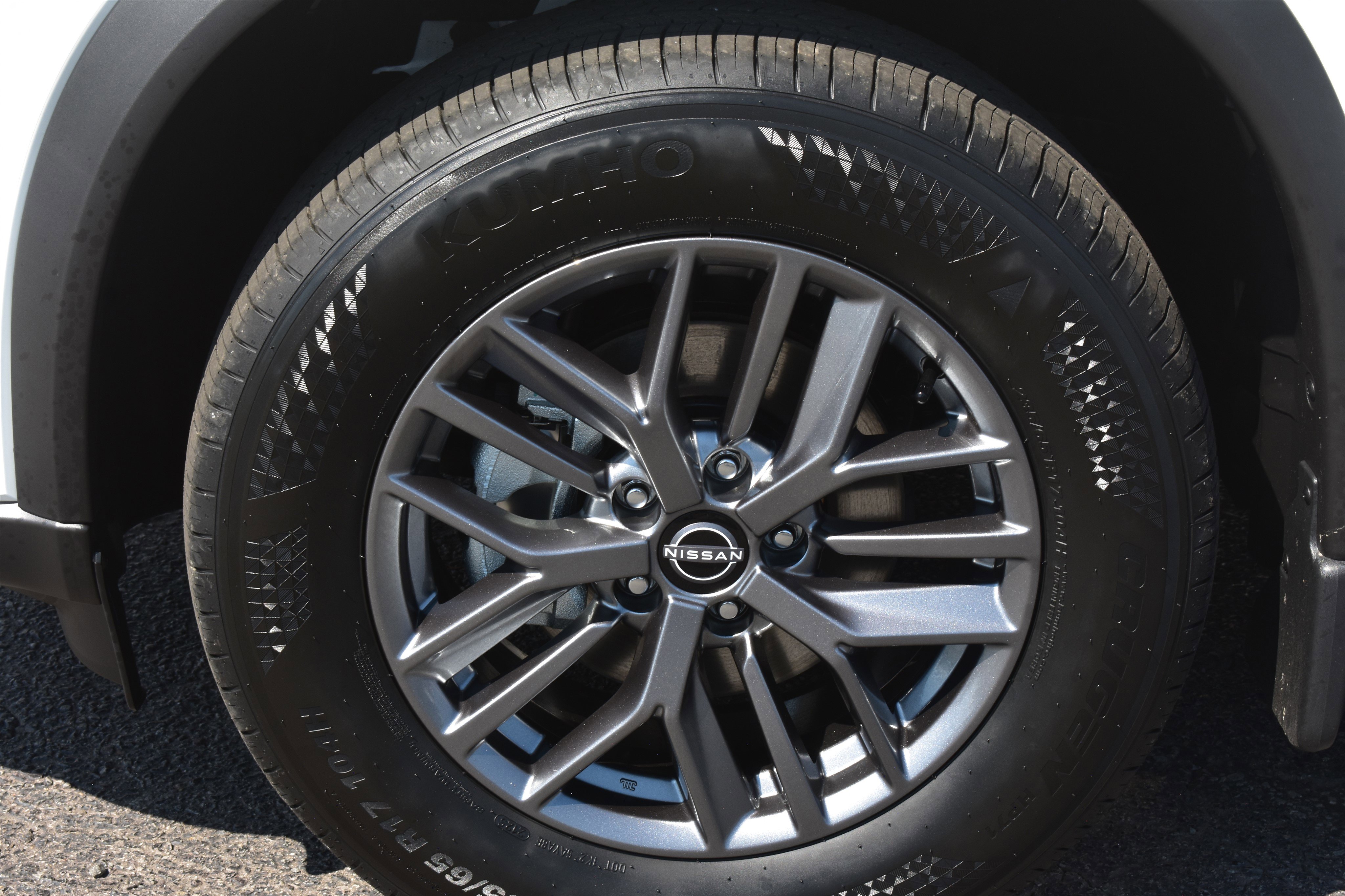 2026 Nissan Rogue S photo 4