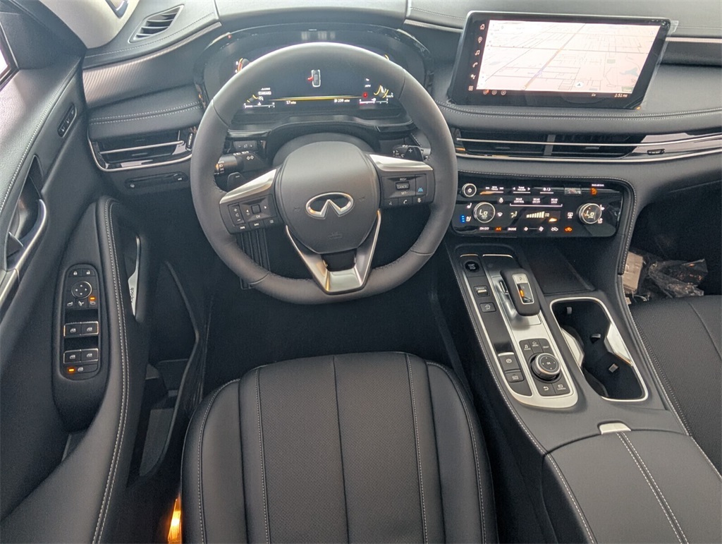 2026 Infiniti QX60 Luxe photo 7