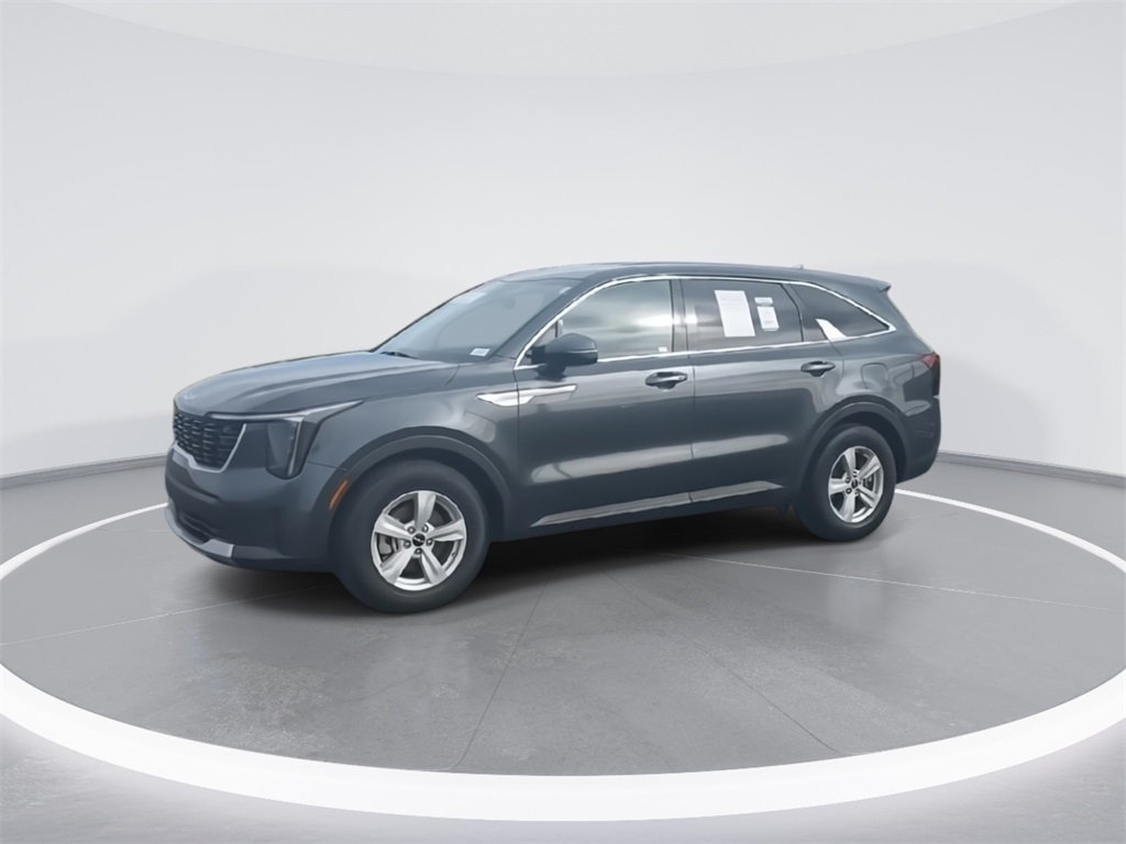 2025 Kia Sorento LX photo 4
