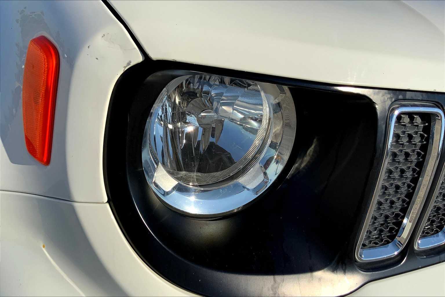2021 Jeep Renegade Latitude photo 25