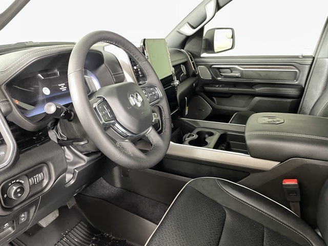 2026 Ram 1500 Laramie photo 18