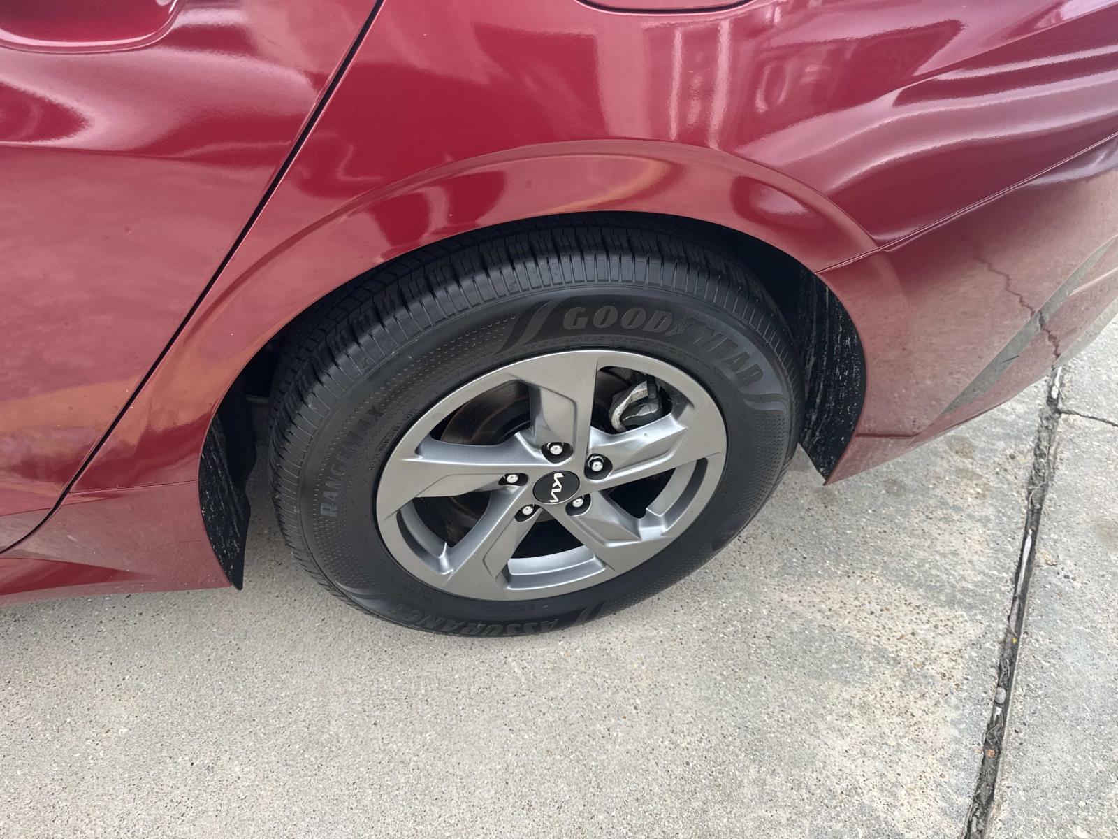 2024 Kia K5 LXS photo 4