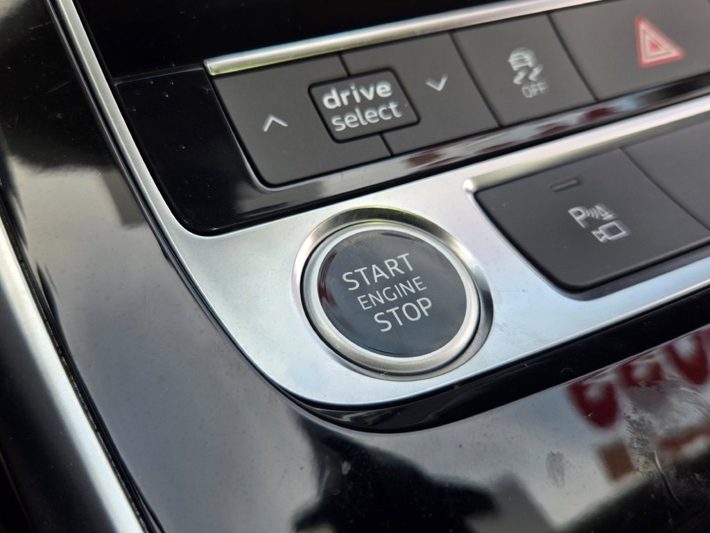 2022 Audi Q7 55 Premium Plus photo 26