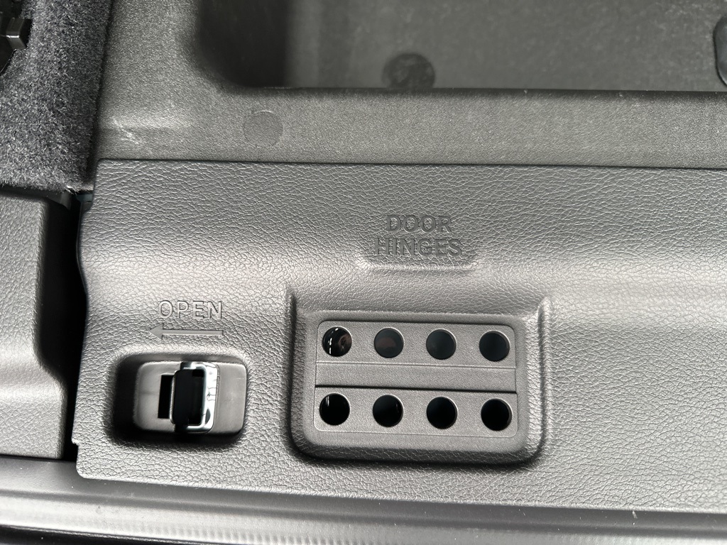 2025 Jeep Wrangler Sport photo 28
