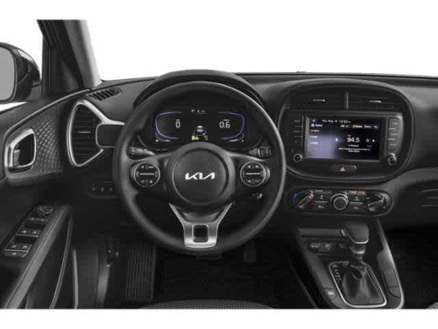 2025 Kia Soul LX S photo 4