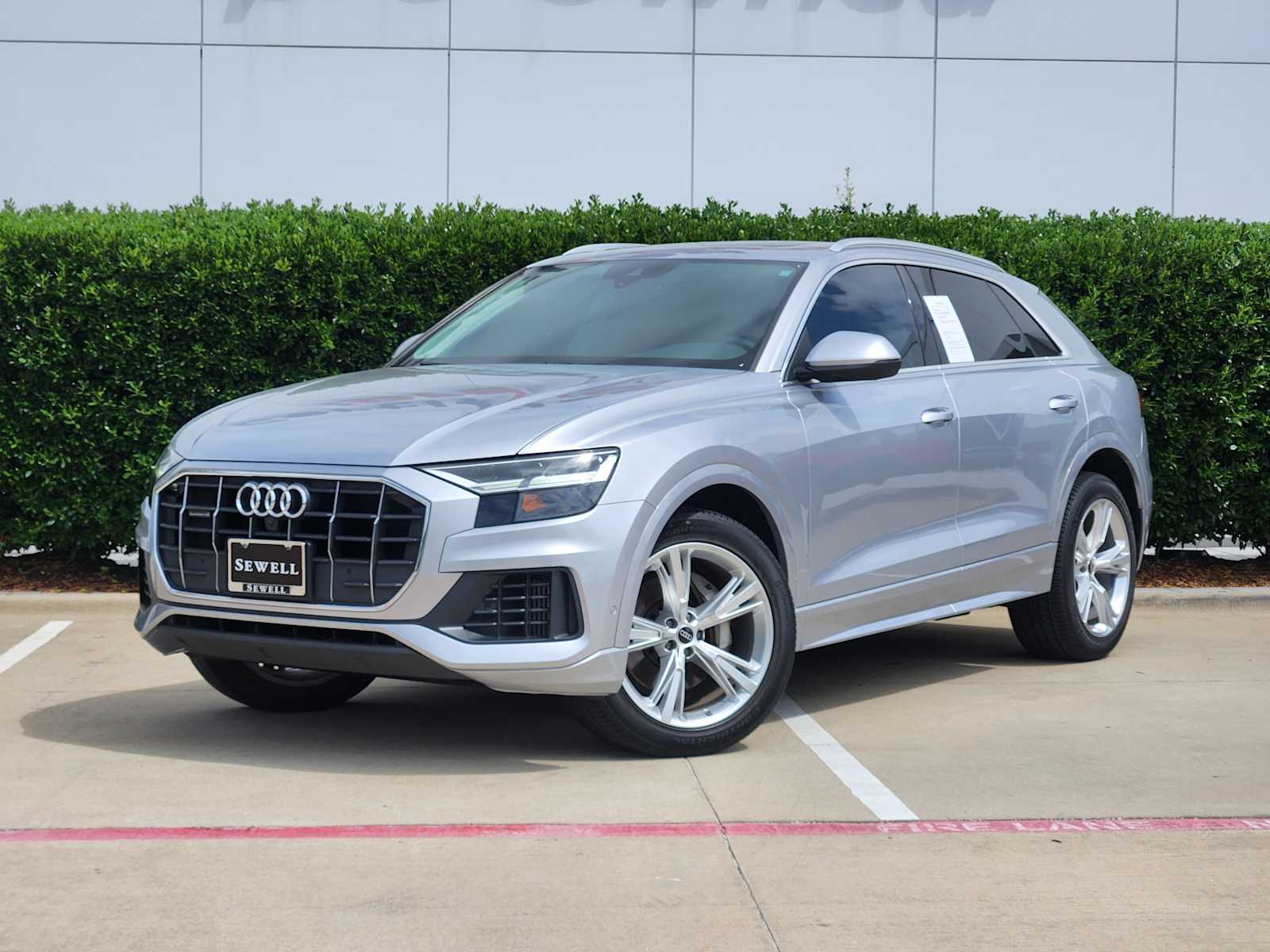 2022 Audi Q8 Premium
