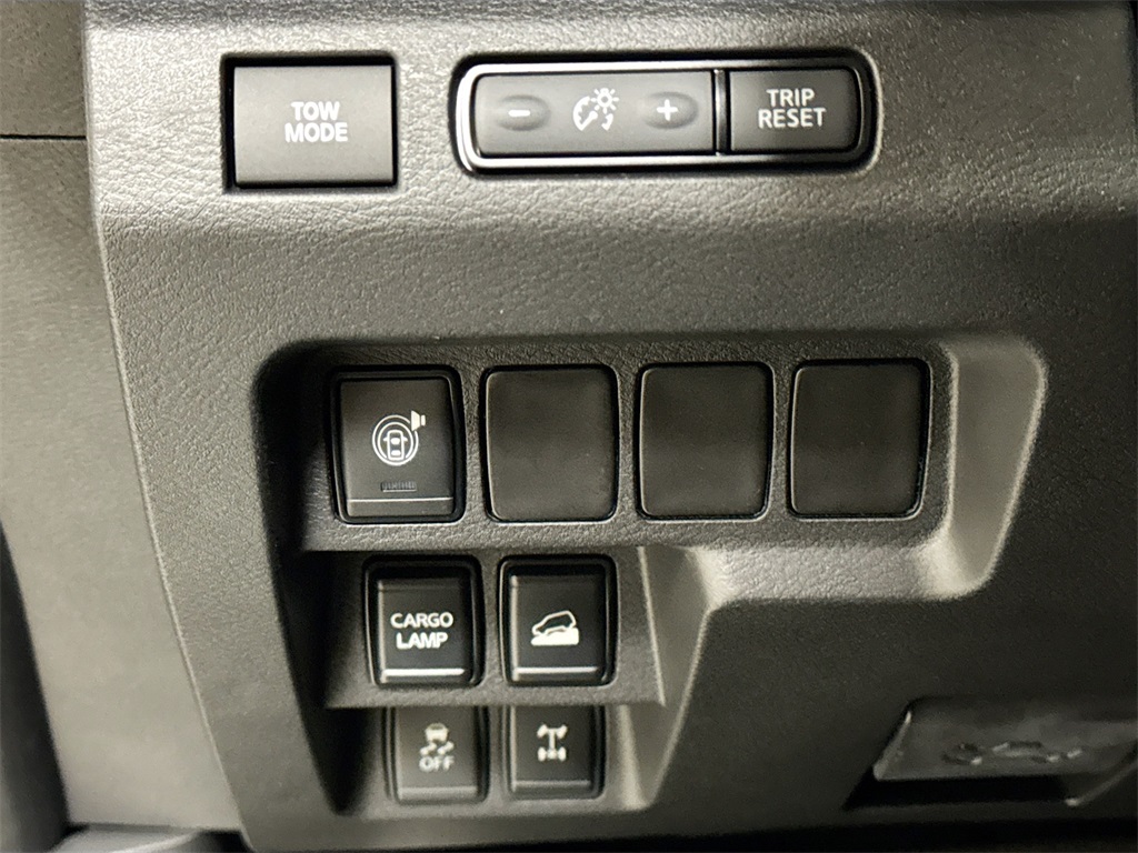 2025 Nissan Frontier PRO-4X photo 31