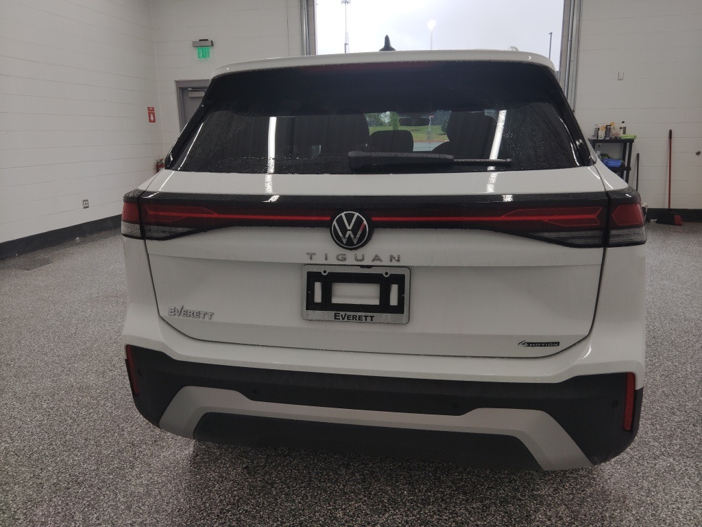 2026 Volkswagen Tiguan S photo 4