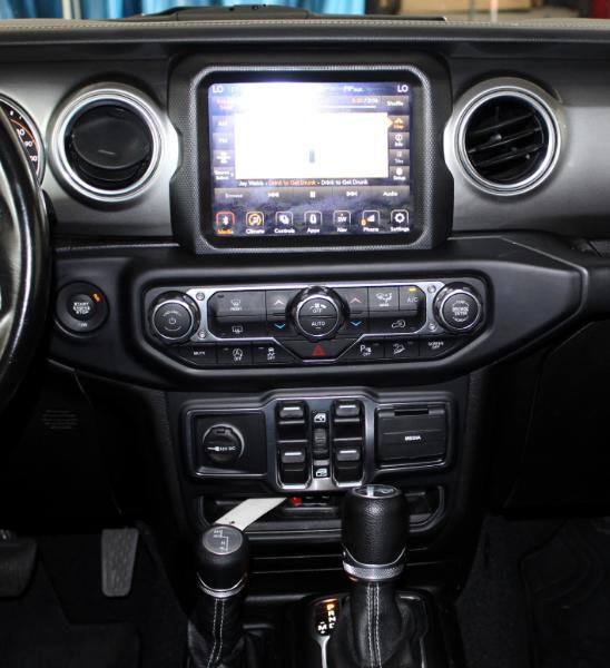 2019 Jeep Wrangler Unlimited Sahara photo 20