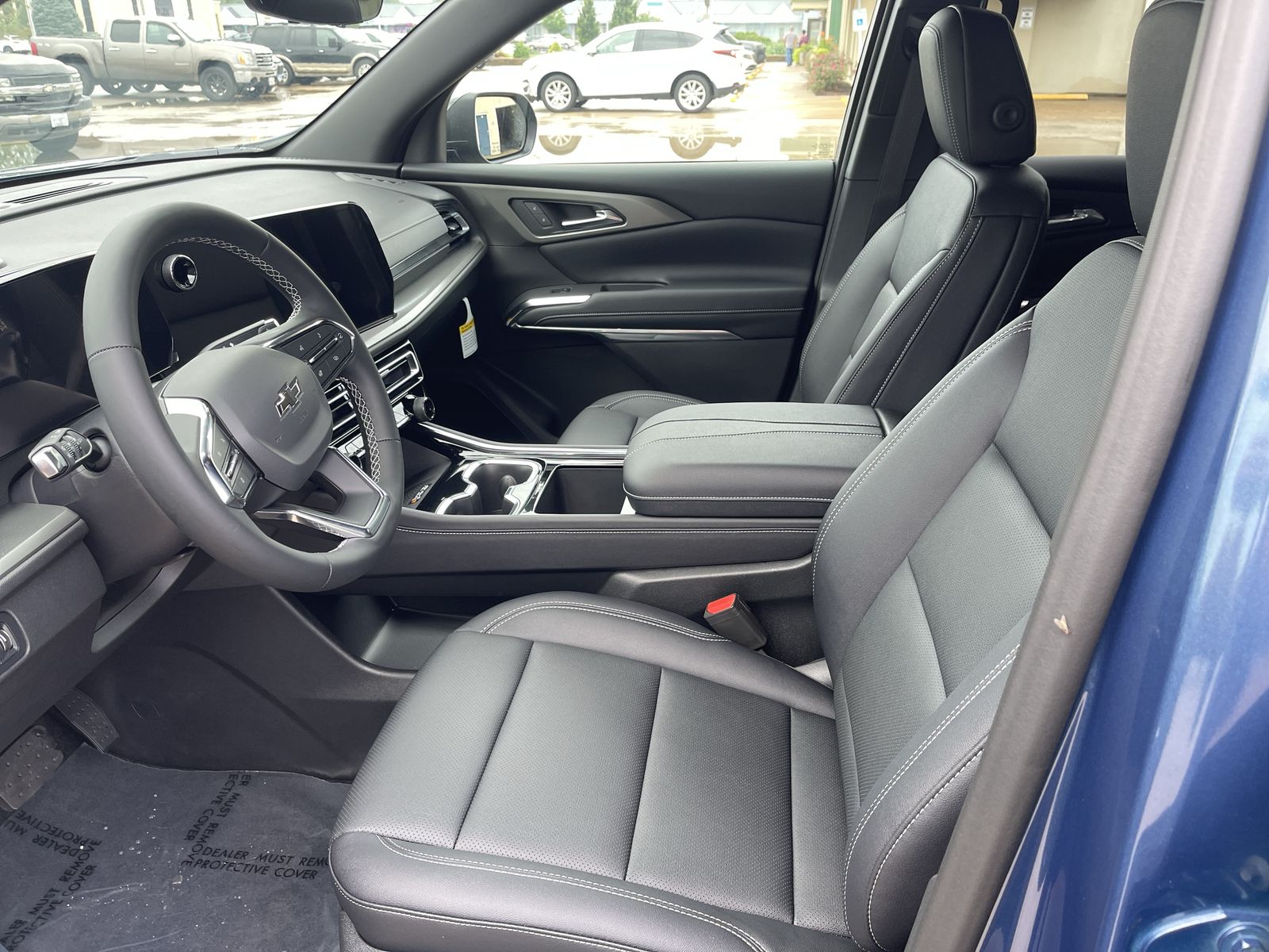 2026 Chevrolet Traverse photo 10